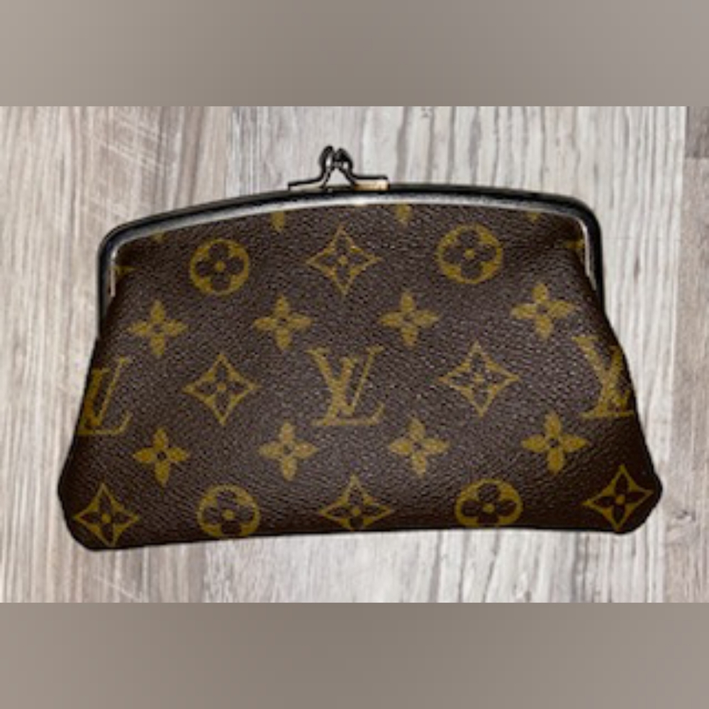 Louis Vuitton pouch